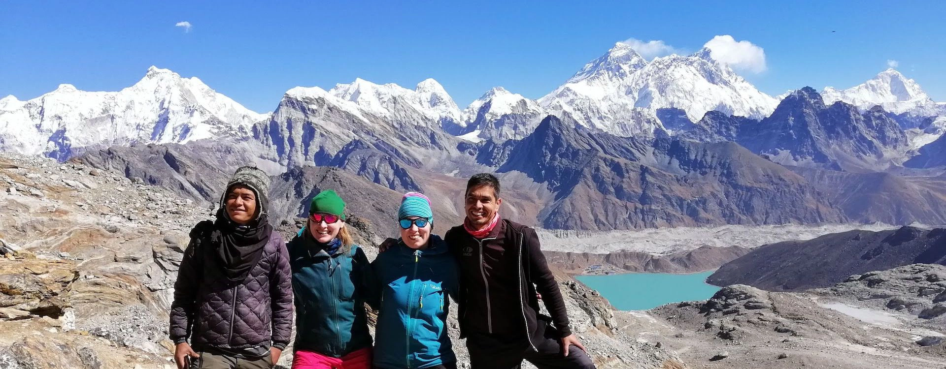 Celebration New year at the top of Chola pass - Holiday tour in Nepal during christmas and New year