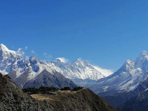 everst seen from everest view point - nameche - how to prepare for everest base camp trek