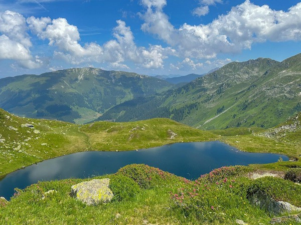 Greenary Nepal Hike