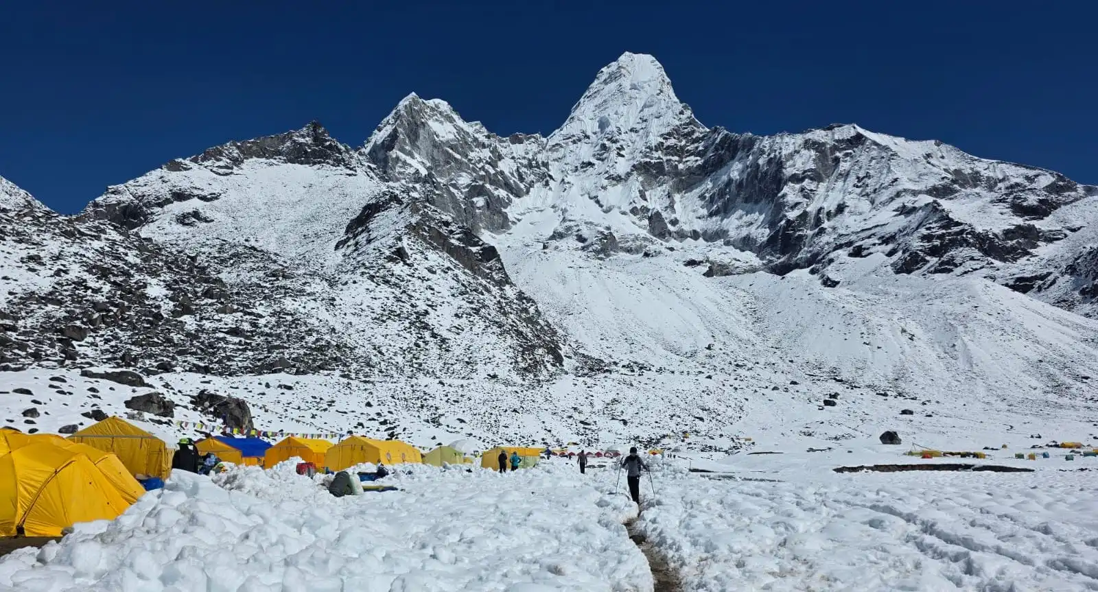 Mt Amadablam during Everest Trek in snowy Days