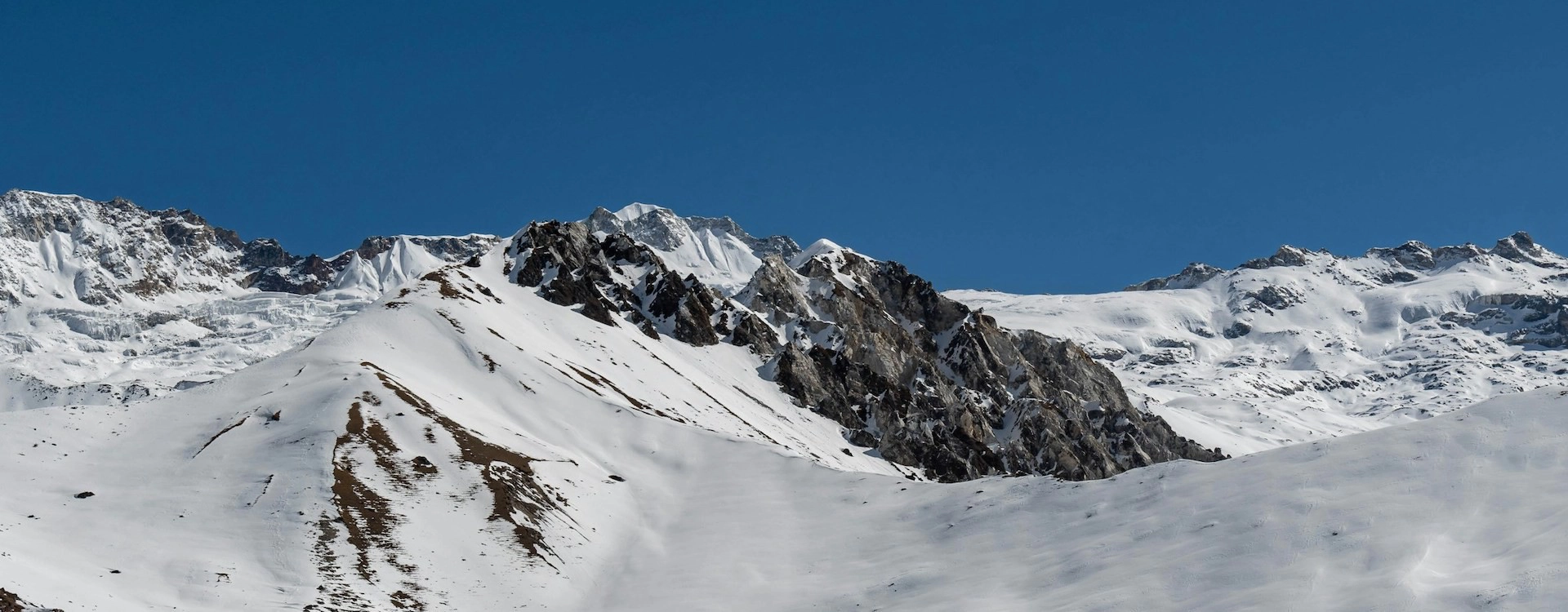 Yala Peak Climbing