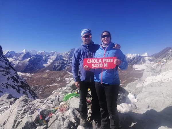 Hello we are at chola pass. Guest Posing with Chola Pass Card