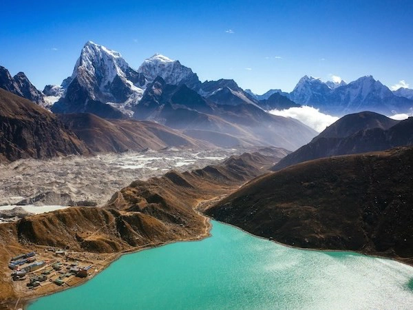 Gokyo Ri - Renjo La pass  trekking